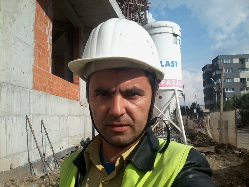 Constructor cladire birouri, bloc, casa, piscina